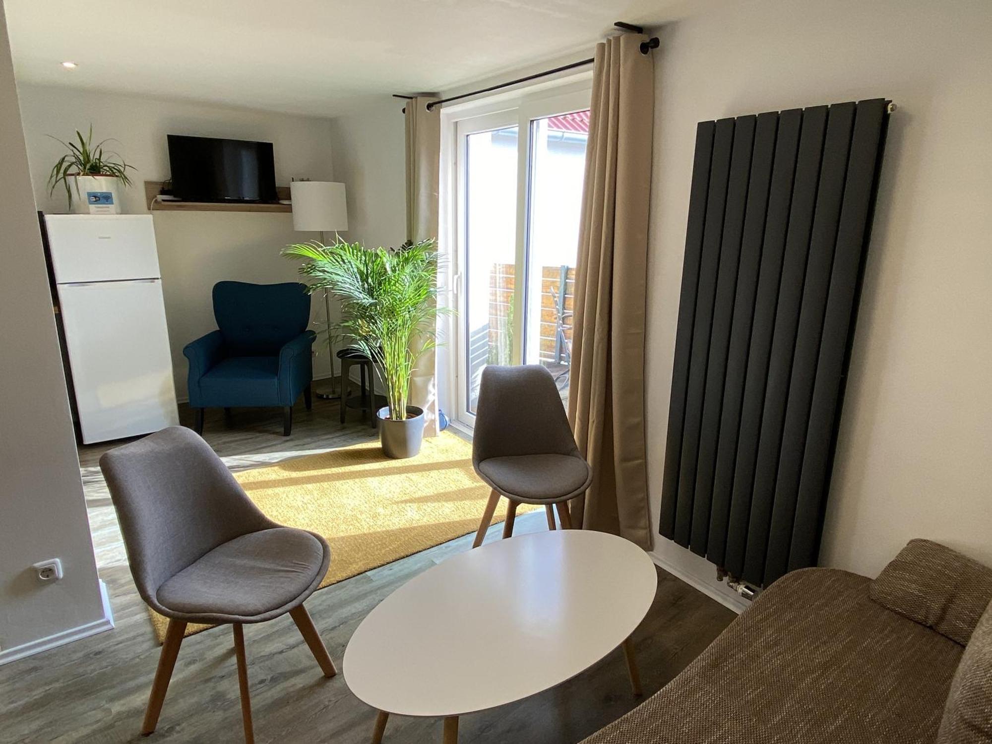 Ferienwohnung Happynest Ена Экстерьер фото